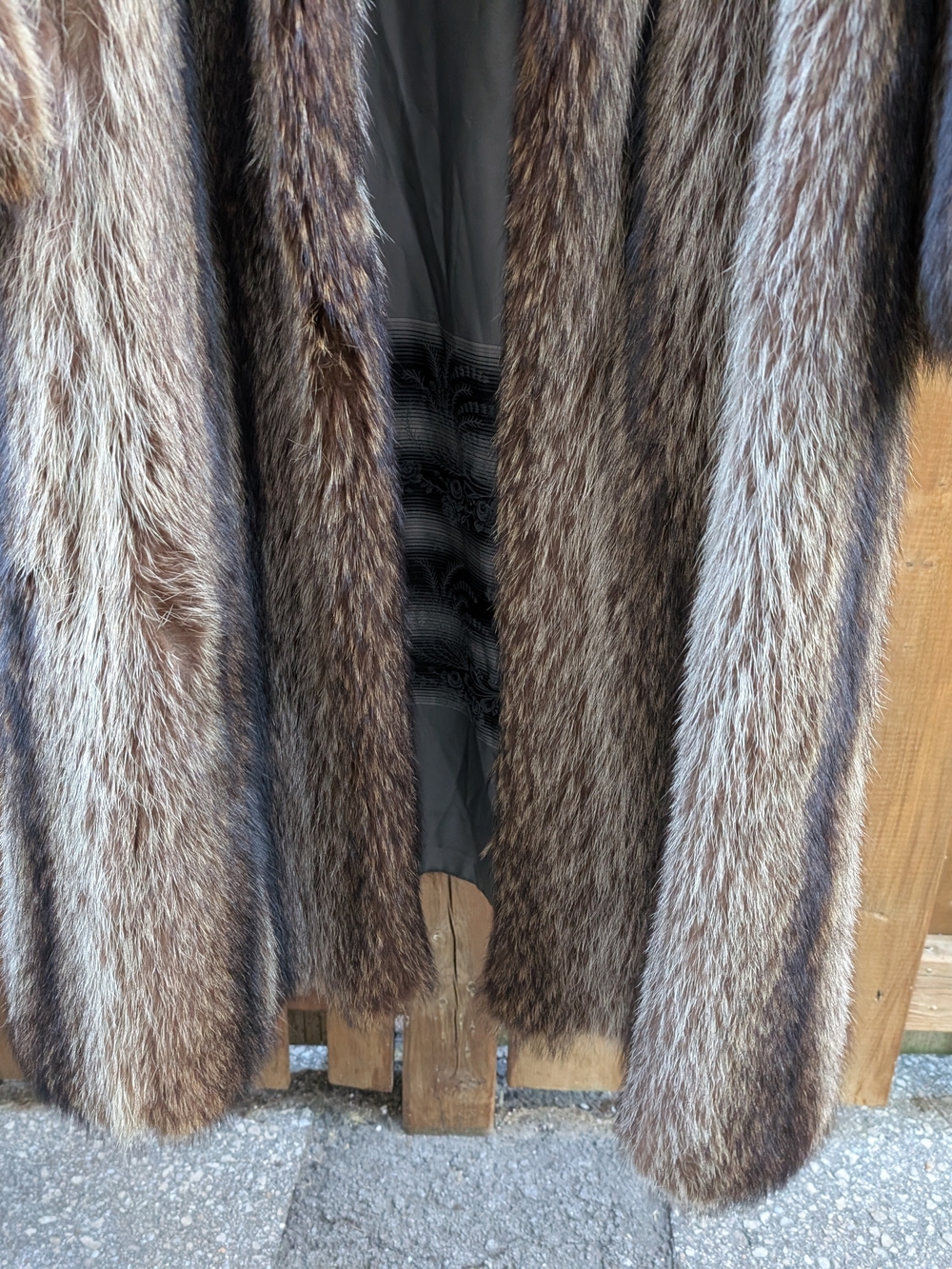 Brown Racoon Fur Coat - Picture 9 of 11